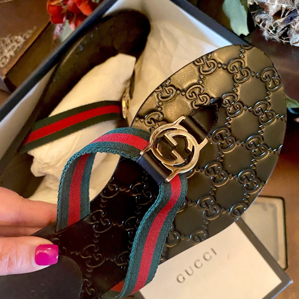 GUCCI GG Thong Web Sandals
